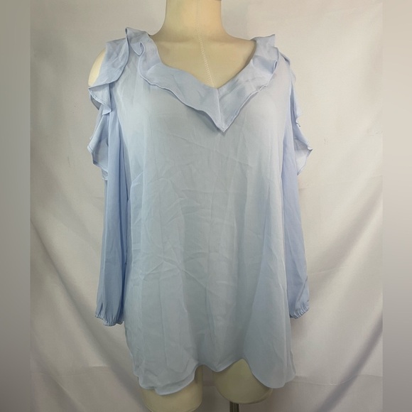 Zac&Rachel powder blue blouse, with cold shoulders and ruffles! Size XL - Picture 1 of 5